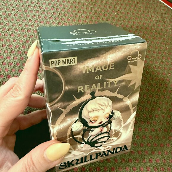 POP MART SKULLPANDA | Image of Reality Series -Duality (BLK) Figurine - OPEN BOX - Picture 9 of 11